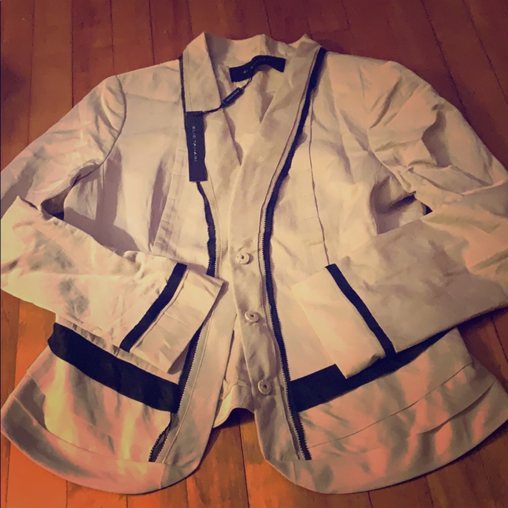 Elie Tahari Blazer